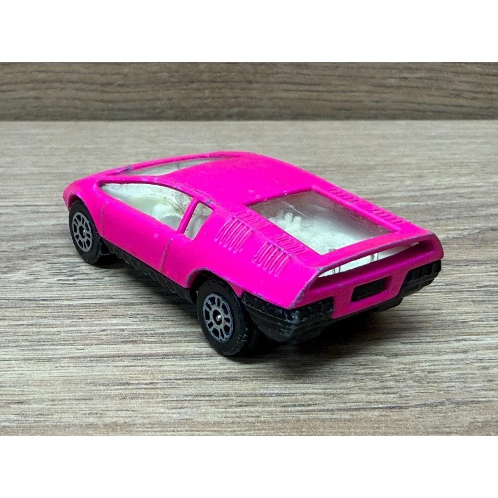 Corgi Juniors Whizzwheels Pink Bizzarrini Manta 1:64 Diecast Race Car - Vintage